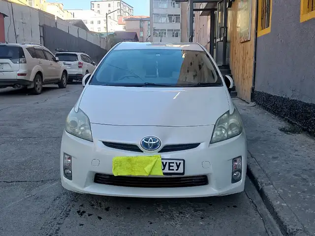 Toyota Prius 30