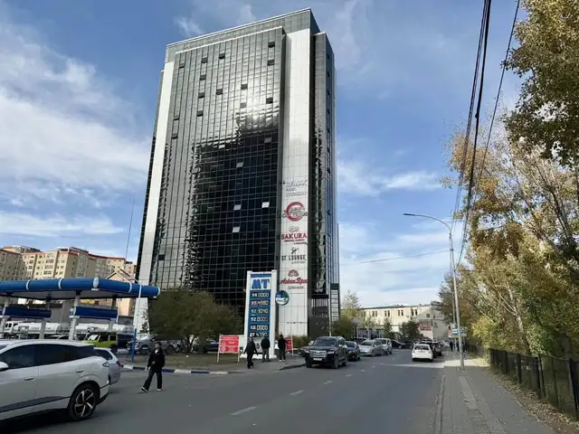Хотын төвд ааа байршил циркийн урд талд санто товер талбай 465мкв, Улаанбаатар — Сүхбаатар — 3-р хороо