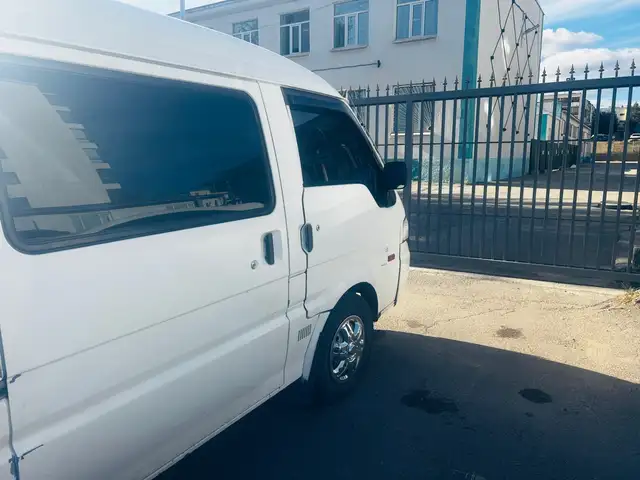 Nissan Vanette