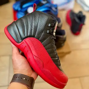 Air jordan 12 flu game, Улаанбаатар — Сүхбаатар — Дөлгөөн нуур