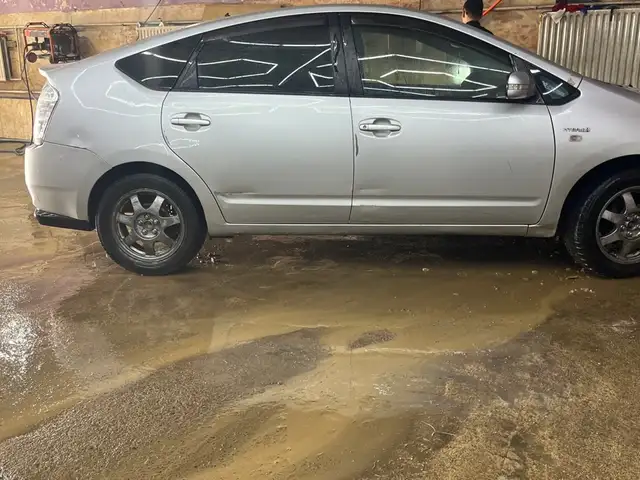 Toyota Prius 20