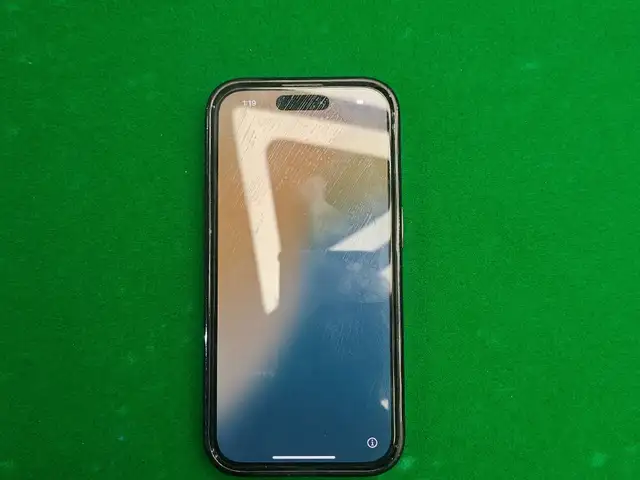 Apple iPhone 15 Pro, 128 gb, White Titanium, Улаанбаатар — Сүхбаатар — 1-р хороо