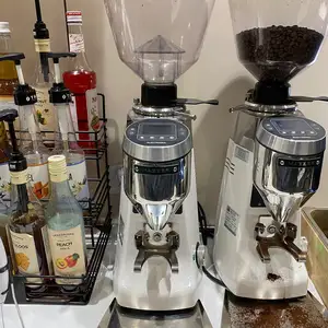 Mazzer kony s electronic, Улаанбаатар — Хан-Уул — Zaisan luxury village