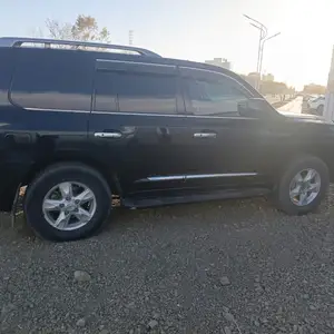 Lexus LX 570