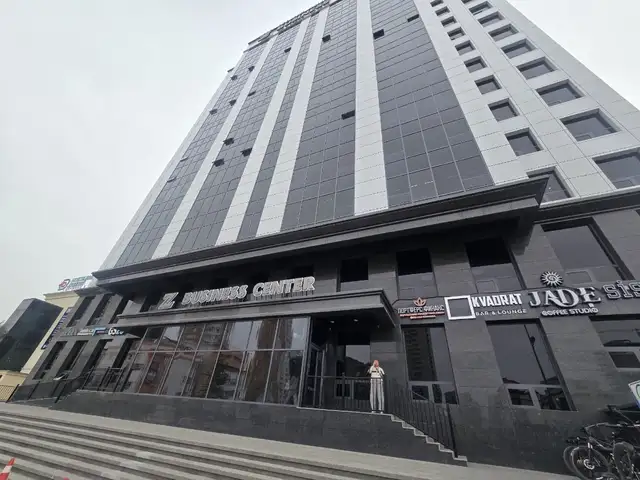 Удирдлагын академийн баруун талд z business center оффисын 50.89м² оффис, Улаанбаатар — Хан-Уул — Удирдлагын Академи