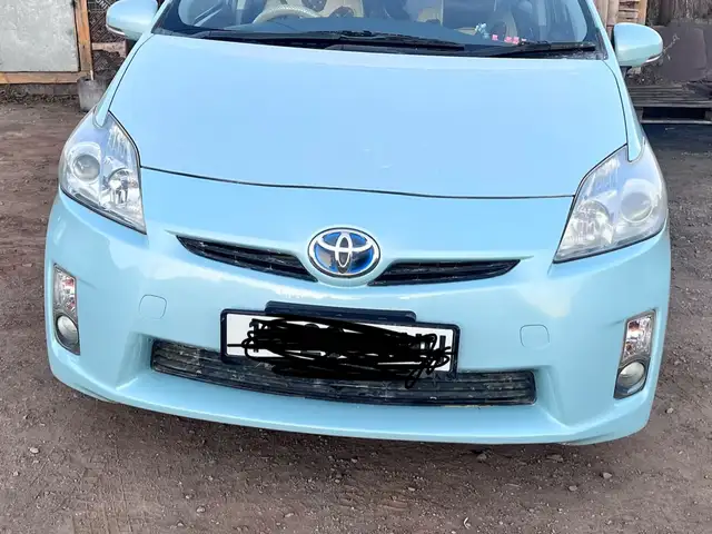 Toyota Prius 30