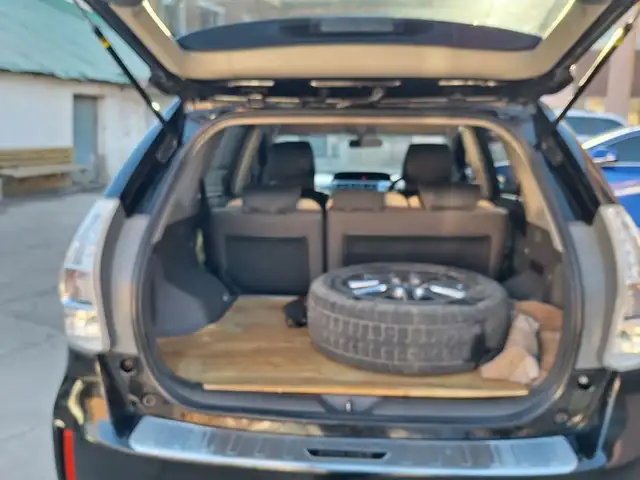Toyota Prius 40