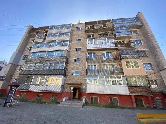5-р сургуулийн урд талд 3 өрөө 80м2 байр, Улаанбаатар — Сүхбаатар — 4-р хороо