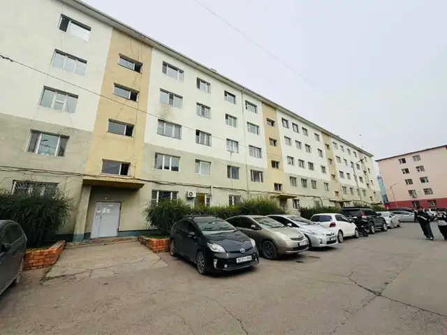 Баруун 4 зам өгөөжийн чанх урд 2 өрөө байр 52m2, Улаанбаатар — Сүхбаатар — 5-р хороо