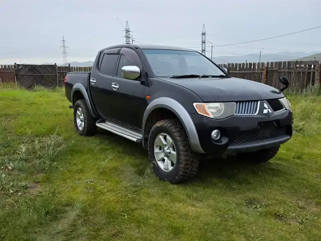 Mitsubishi L200