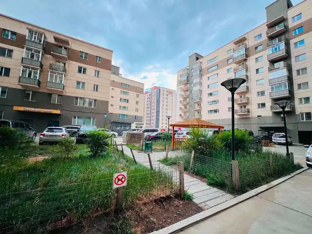 Хотын төвд shangri-la зүүн талд 3 өрөө байр 94,52m2, Улаанбаатар — Сүхбаатар — 1-р хороо