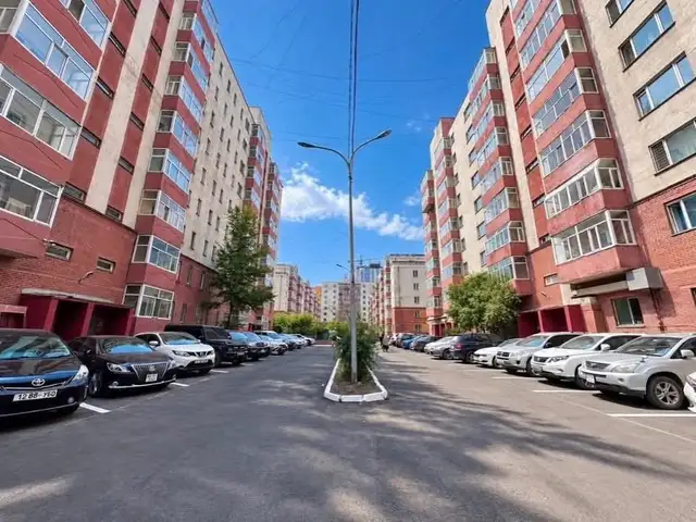 Хотын төвд ногоон урлан хотхонд 3 өрөө орон сууц 102.32мкв, Улаанбаатар — Сүхбаатар — Сүхбаатарын талбай