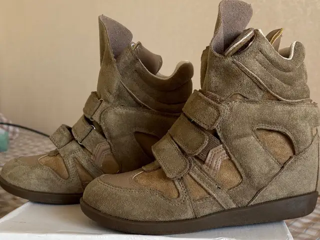 Isabel marant, Улаанбаатар — Хан-Уул — Нисэх