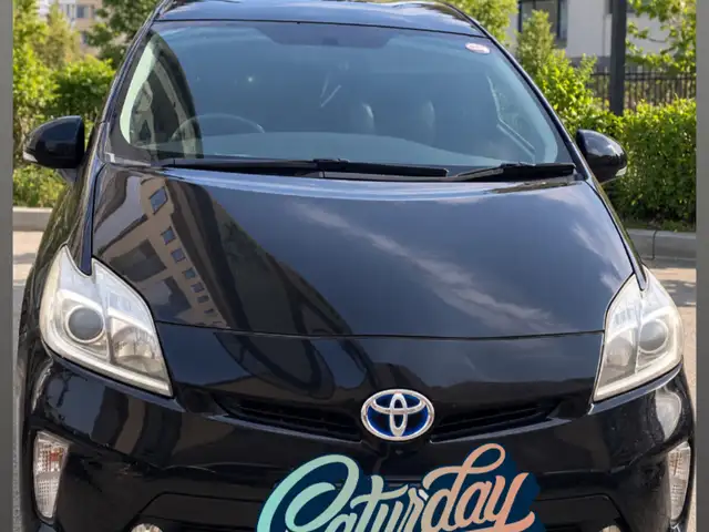 Toyota Prius 30