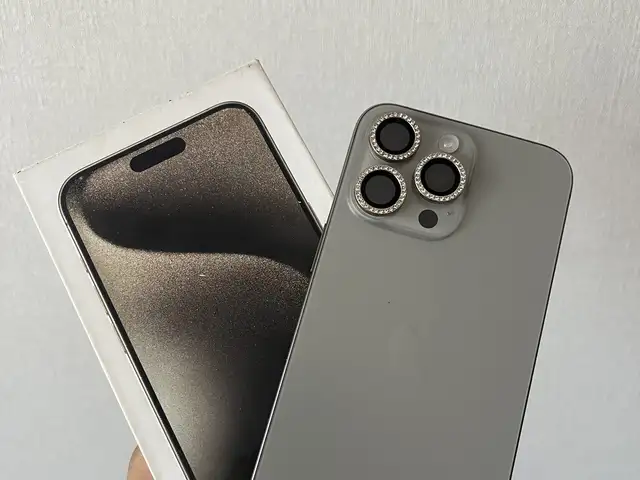 Apple iPhone 15 Pro Max, 256 gb, Natural Titanium, Улаанбаатар — Баянзүрх — 42-р хороо