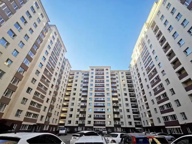 Бзд халдварт цагаан хуаран хотхонд 48мкв 2өрөө, Улаанбаатар — Баянзүрх — Халдвартын эмнэлэг