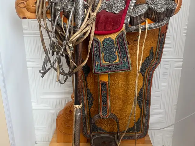 Эртний бүрэн эмээл, Улаанбаатар — Сүхбаатар — 3-р хороо
