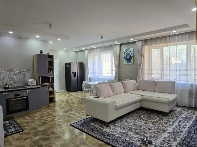 Зайсанд 85m2 3 өрөө байр, Улаанбаатар — Хан-Уул — 19-р хороо