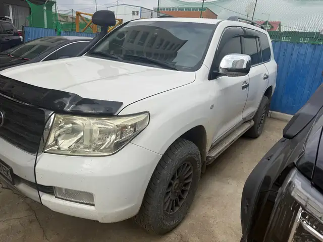Toyota Land Cruiser 200