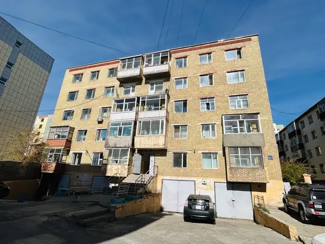 Зүүн 4 зам дагуу 80мкв үйлчилгээний талбай, Улаанбаатар — Баянзүрх — Зүүн 4 зам
