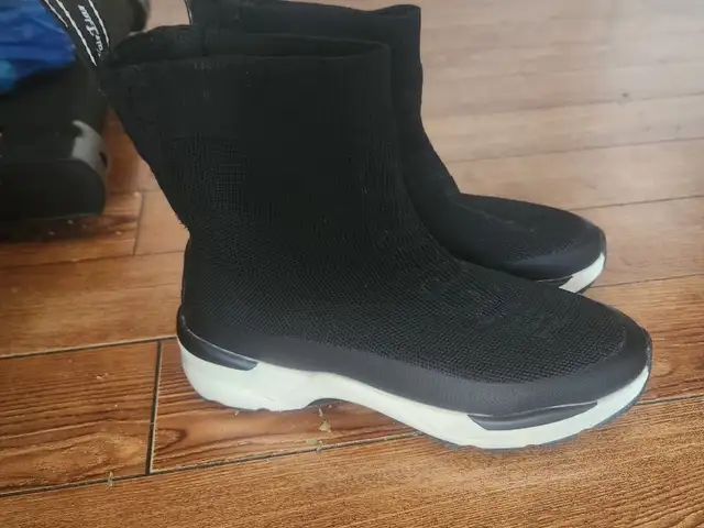 Solongos 37size, Улаанбаатар — Баянгол — 25-р эмийн сан