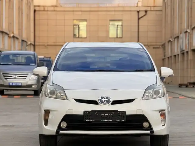 Toyota Prius 30