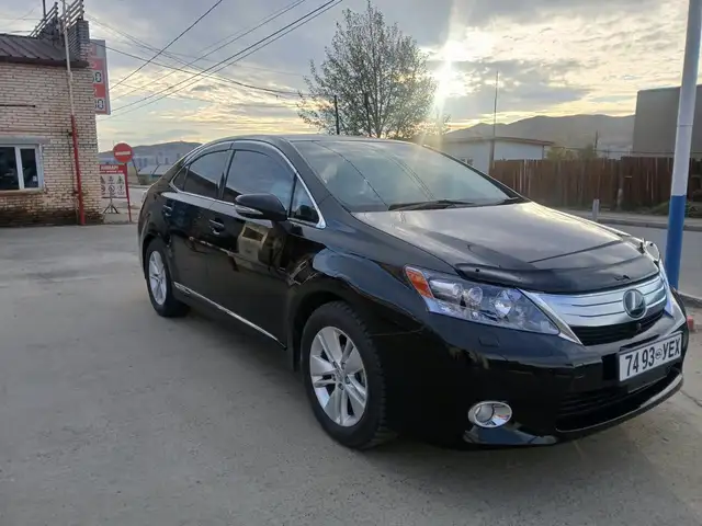 Lexus HS