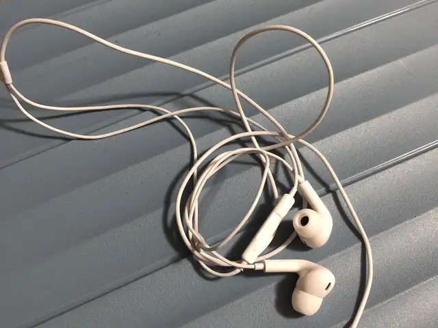 iphone оролттой чихэвч, Улаанбаатар — Баянгол — 10-р хороолол