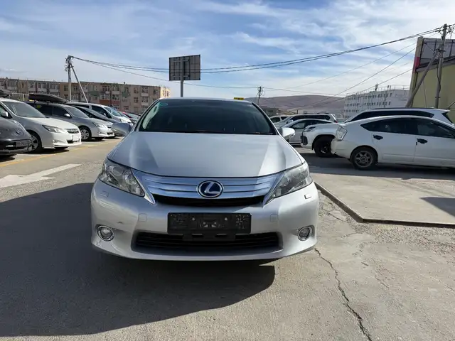 Lexus HS