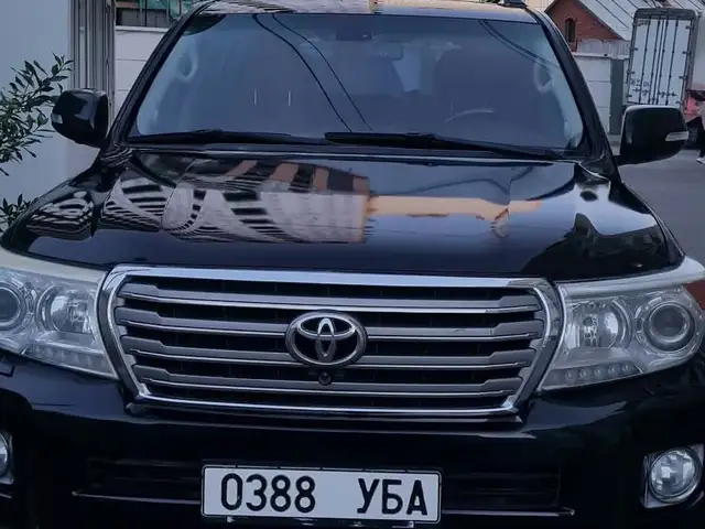 Toyota Land Cruiser 200