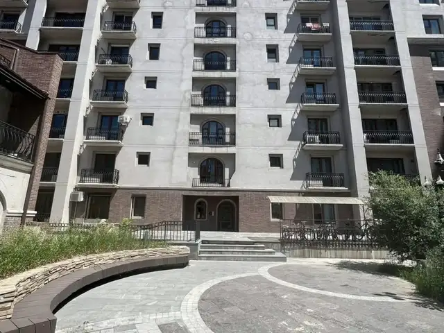 Худ 18р хороо royal garden housing 154мк 4 өрөө байр, Улаанбаатар — Хан-Уул — 18-р хороо