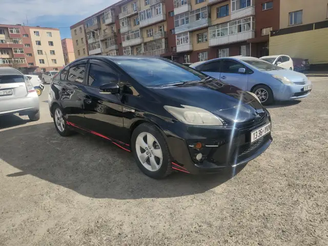 Toyota Prius 30