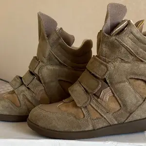 Isabel marant, Улаанбаатар — Хан-Уул — Нисэх