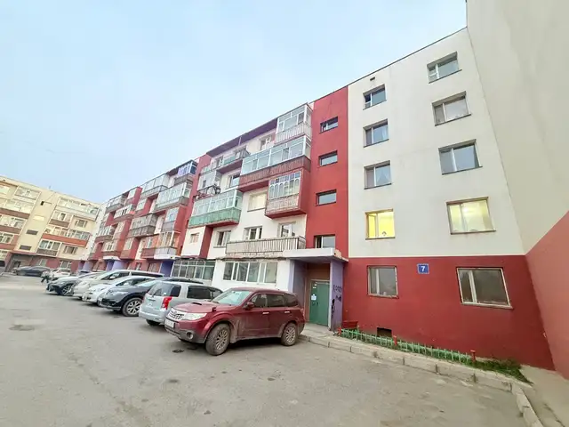 Схд цэргийн хотхонд төв зам дагуу гал тогоо тусдаа 52.2 мкв 2 өрөө, Улаанбаатар — Сонгинохайрхан — 20-р хороо
