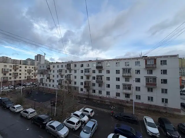 Бгд 30-р хороо 10-р хороолол 21-р байранд 3 өрөө орон сууц, Улаанбаатар — Баянгол — 30-р хороо