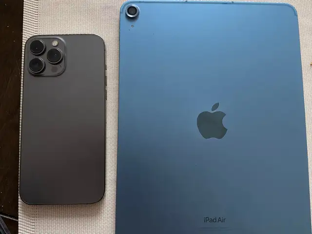 Apple iPhone 13 Pro Max, 128 gb, Silver, Улаанбаатар — Баянзүрх — Натур худалдааны төв