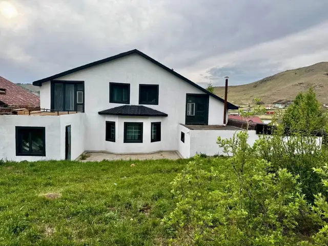 Сэлх зуслан модны захад 400м.кв эзэмших газартай, 313,4 м.кв 2 давхар хаус, Улаанбаатар — Сүхбаатар — Сэлх