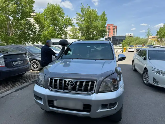 Toyota Land cruiser Prado 120