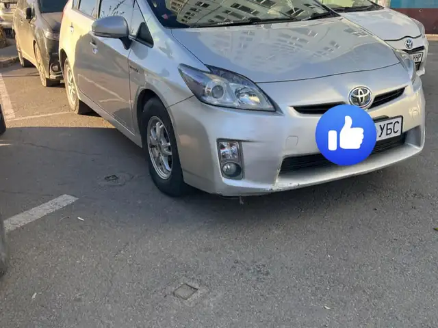 Toyota Prius 30