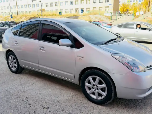 Toyota Prius 20