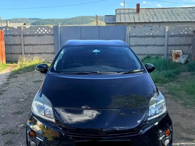 Toyota Prius 30