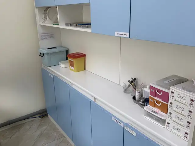 Шүдний эмнэлгийн шүүгээ, Улаанбаатар — Сүхбаатар — 9-р хороо
