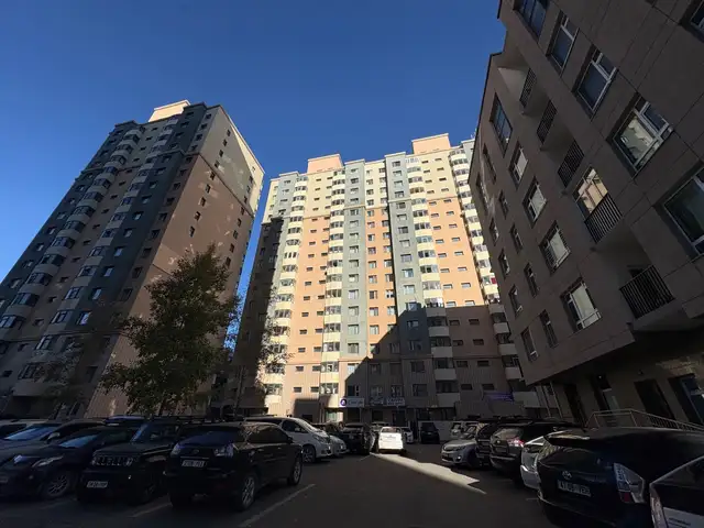Сбд 4р хороо ub их дэлгүүрийн баруун талд байрлах ub town хотхонд 3 өрөө, Улаанбаатар — Сүхбаатар — 4-р хороо