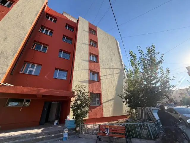 Computer Land, 24р сургуулийн баруун талд гал тогоо тусдаа 1 өрөө 30мкв, Улаанбаатар — Чингэлтэй — Бөмбөгөр