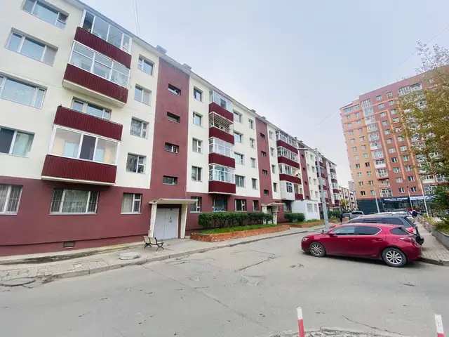 Хүүхдийн 100 номин маркетын хажууд 2 өрөө 54м2 байр, Улаанбаатар — Сүхбаатар — Хүүхдийн 100