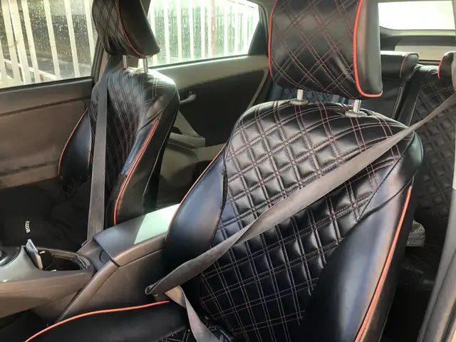 Toyota Prius 30
