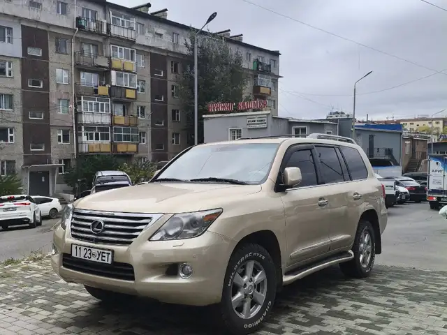 Lexus 570, Улаанбаатар — Баянзүрх — Сансар