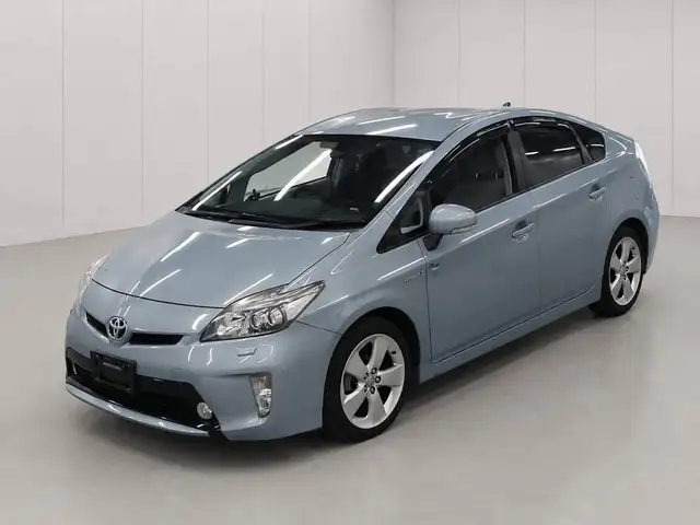 Toyota Prius 30