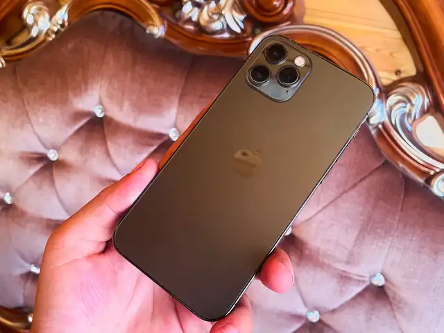 Apple iPhone 12 Pro, 256 gb, Graphite, Улаанбаатар — Чингэлтэй — Зурагт