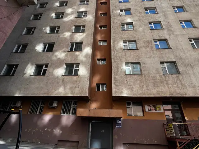 Бзд-н хажууд 2 өрөө байр 66мкв, Улаанбаатар — Баянзүрх — 13-р хороолол